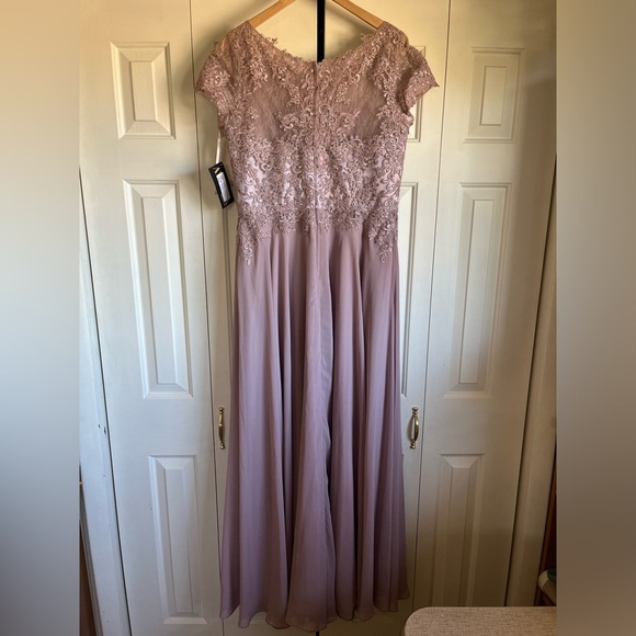 Eureka Los Angeles AVANTA Collection Mocha formal dress - Picture 3 of 3